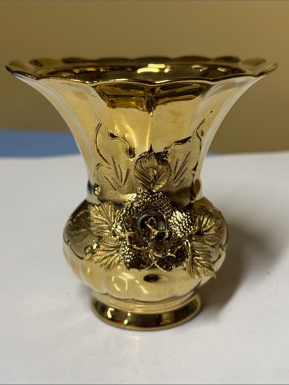 Gold ceramic Floral Accent Vase - Shiny Gold Finish 4.75” tall